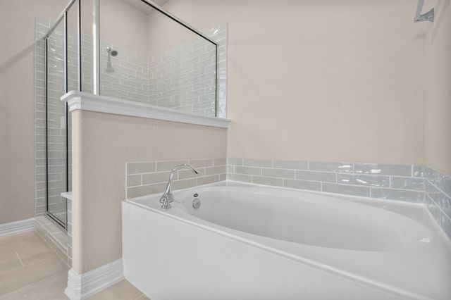 4122 Golden Bird Landing Court, League City, TX 77573