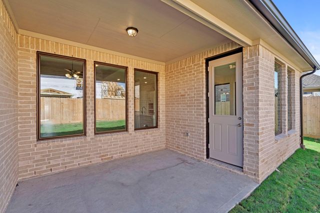 4122 Golden Bird Landing Court, League City, TX 77573