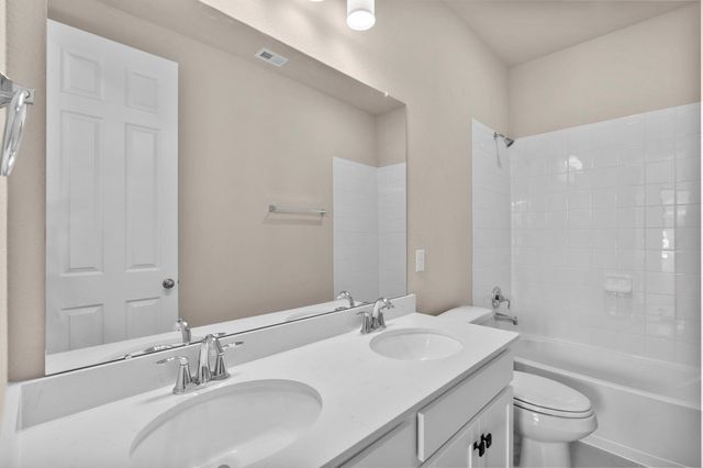 4122 Golden Bird Landing Court, League City, TX 77573