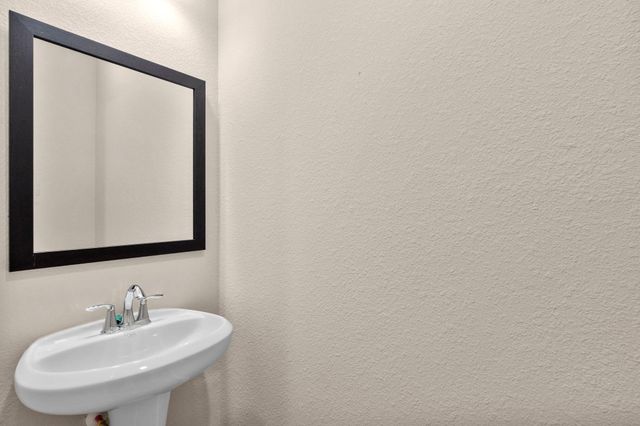 4122 Golden Bird Landing Court, League City, TX 77573