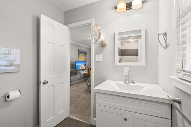 104 Tyvola Drive, Summerville, SC 29485