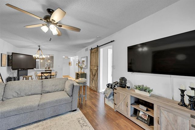 8592 W Sunrise Boulevard Unit 206, Plantation, FL 33322