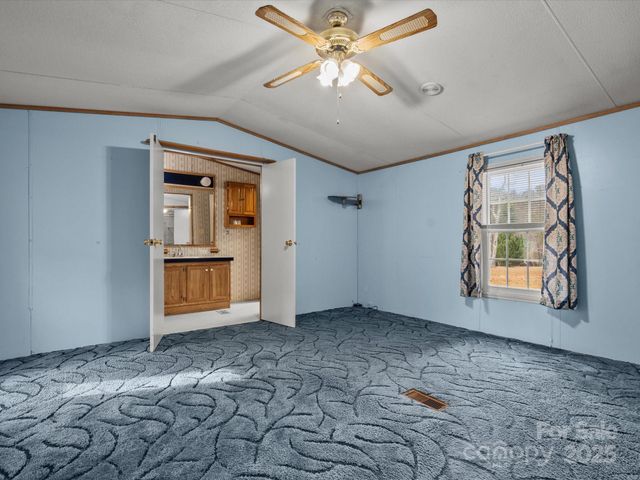 3231 Rocky Ridge Road, Wallace, SC 29596