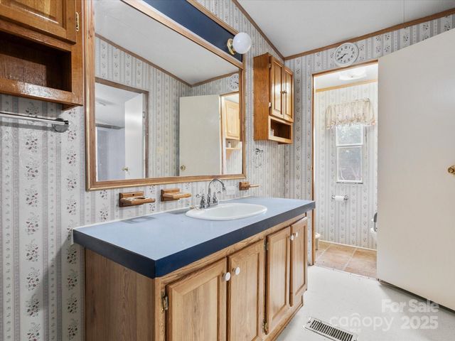 3231 Rocky Ridge Road, Wallace, SC 29596