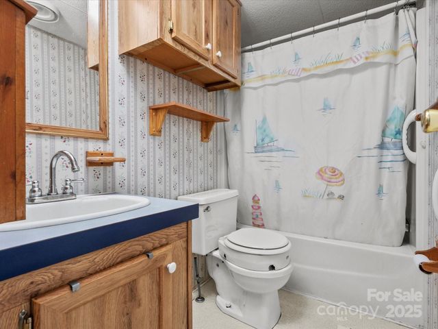 3231 Rocky Ridge Road, Wallace, SC 29596