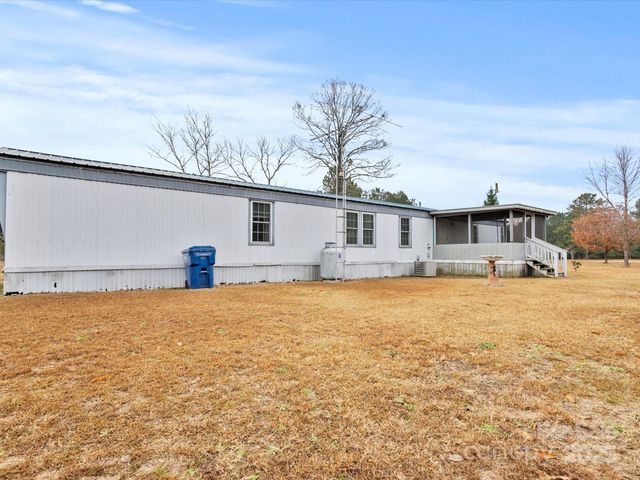 3231 Rocky Ridge Road, Wallace, SC 29596