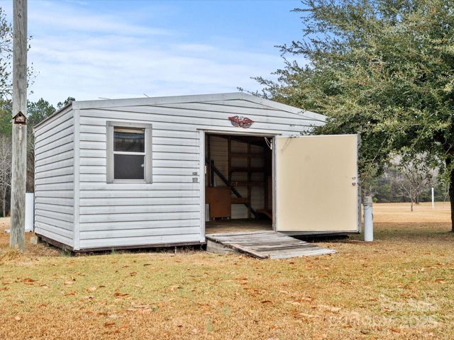 3231 Rocky Ridge Road, Wallace, SC 29596