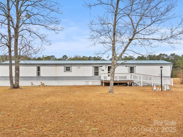3231 Rocky Ridge Road, Wallace, SC 29596