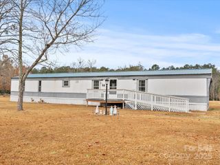 3231 Rocky Ridge Road, Wallace, SC 29596