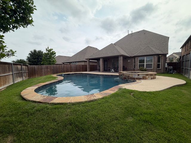 10132 Haversham Drive, Fort Worth, TX 76131