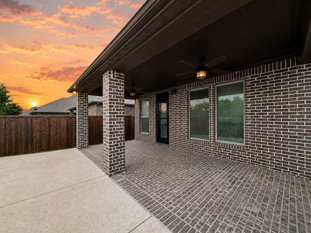 10132 Haversham Drive, Fort Worth, TX 76131