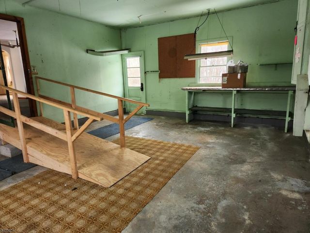 37 Carlton Ave, Washington Boro, NJ 07882