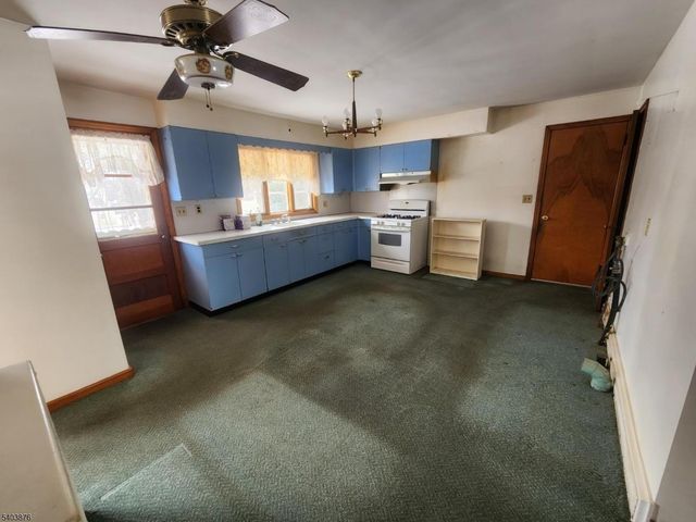 37 Carlton Ave, Washington Boro, NJ 07882