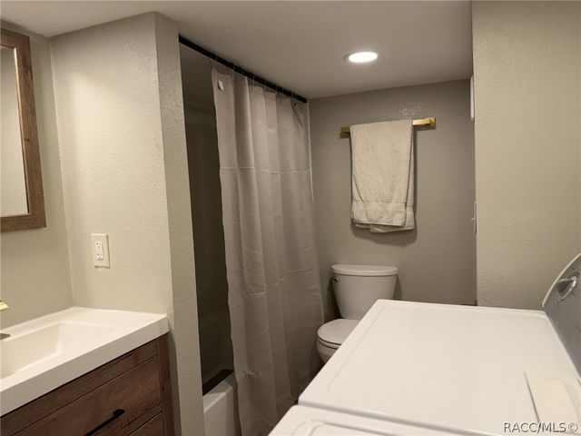 6466 N Lakeside Drive, Hernando, FL 34442