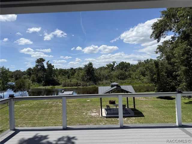 6466 N Lakeside Drive, Hernando, FL 34442