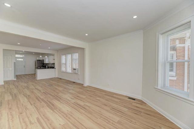 7217 S Talman Avenue, Chicago, IL 60629