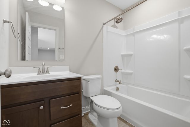 14598 Meadow Bend Drive, Fishers, IN 46037