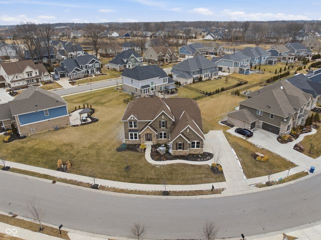 14598 Meadow Bend Drive, Fishers, IN 46037