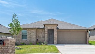 10205 NW 27th Street, Yukon, OK 73099