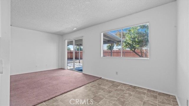 389 Antigua, Hemet, CA 92545