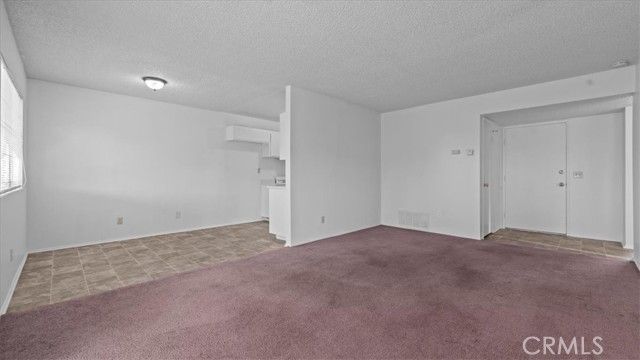 389 Antigua, Hemet, CA 92545