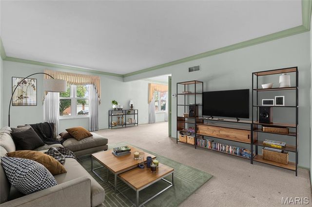 3700 Andora Place, St Louis, MO 63125