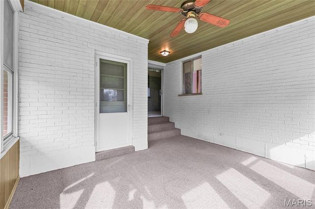 3700 Andora Place, St Louis, MO 63125