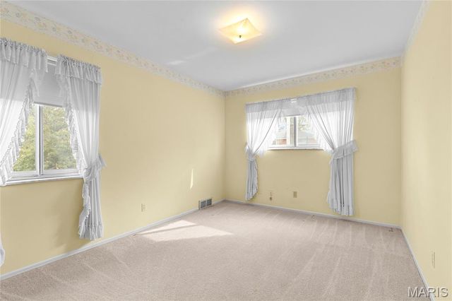 3700 Andora Place, St Louis, MO 63125