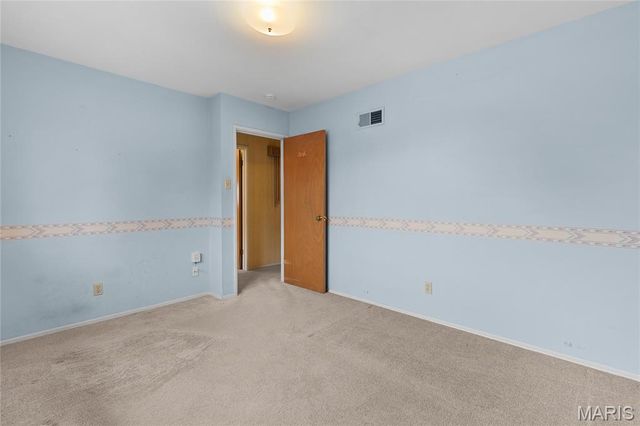 3700 Andora Place, St Louis, MO 63125