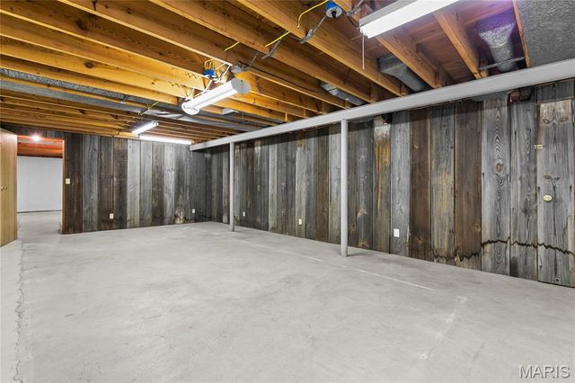 3700 Andora Place, St Louis, MO 63125