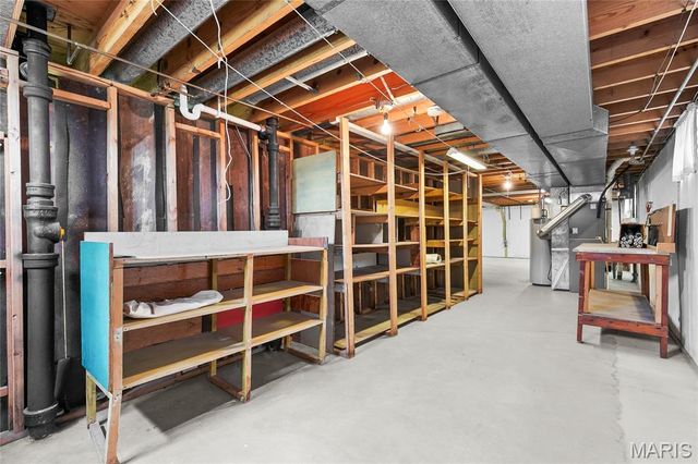 3700 Andora Place, St Louis, MO 63125