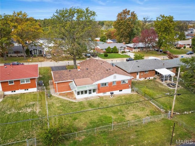 3700 Andora Place, St Louis, MO 63125