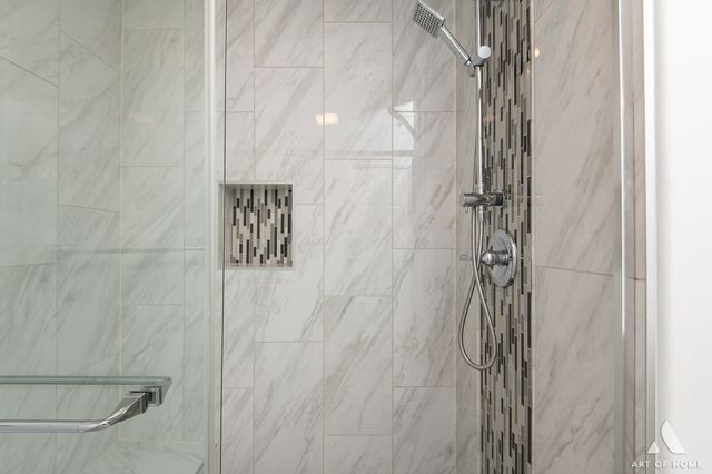 1705 Pavilion Way 503, Park Ridge, IL 60068