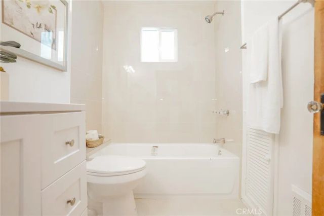 38 Dudley Avenue, Venice, CA 90291