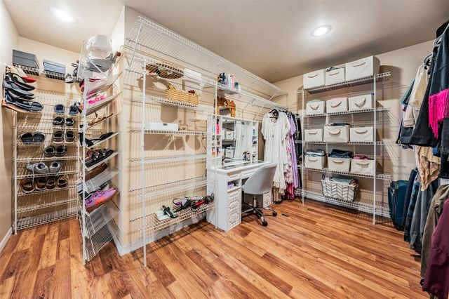 127 CONNIE AVENUE, Tampa, FL 33613