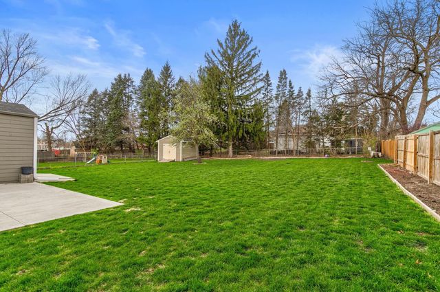 2930 E Jefferson Avenue, Des Moines, IA 50317