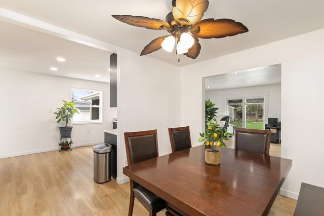 2930 E Jefferson Avenue, Des Moines, IA 50317