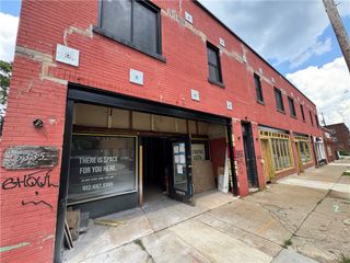 5335 Penn Ave, Bloomfield, PA 15224