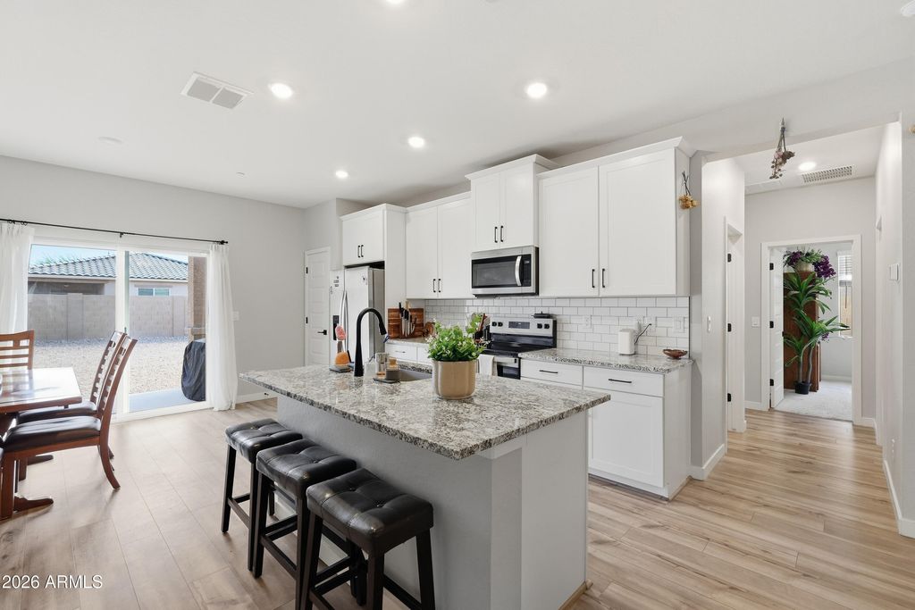 11525 W Deanne Drive, Youngtown, AZ 85363 — exterior