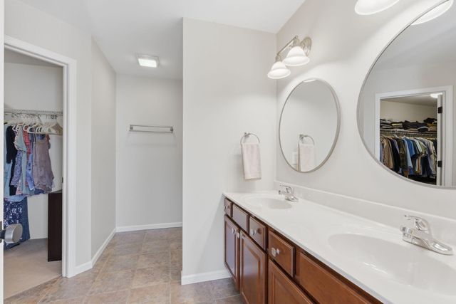 401 Krinbill Lane, Crown Point, IN 46307