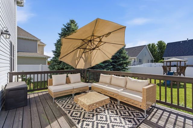 401 Krinbill Lane, Crown Point, IN 46307