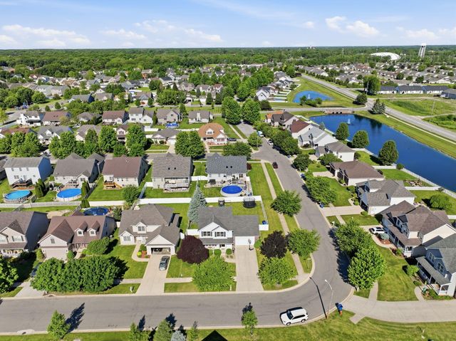 401 Krinbill Lane, Crown Point, IN 46307