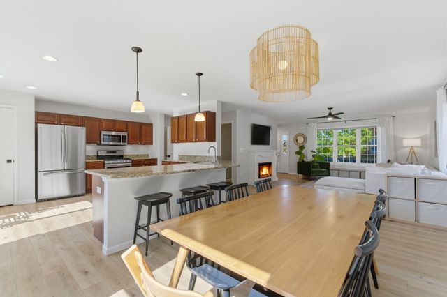 401 Krinbill Lane, Crown Point, IN 46307