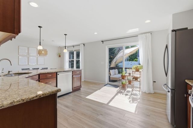 401 Krinbill Lane, Crown Point, IN 46307