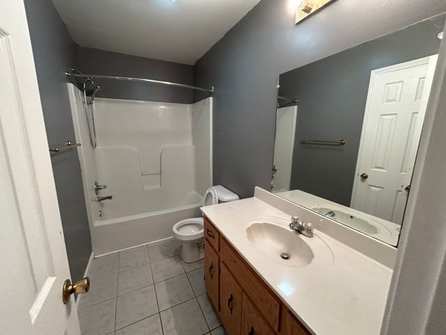 3448 Loon Dr, Clarksville, TN 37042