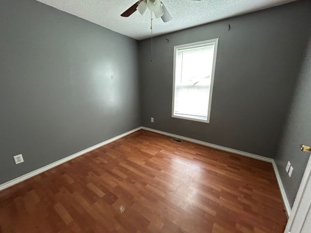 3448 Loon Dr, Clarksville, TN 37042