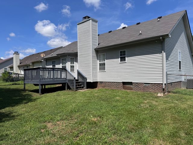 3448 Loon Dr, Clarksville, TN 37042