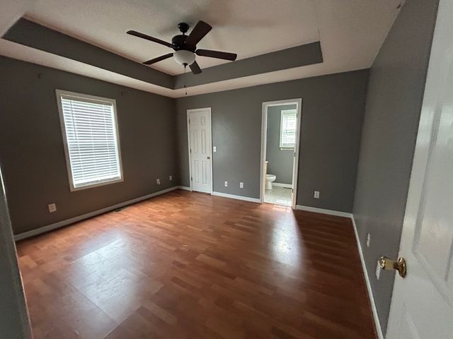 3448 Loon Dr, Clarksville, TN 37042