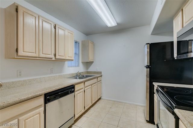 555 East Silverado Ranch Boulevard 1122, Las Vegas, NV 89183