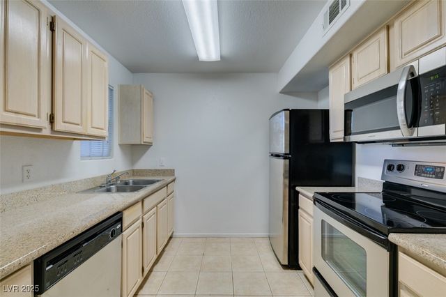 555 East Silverado Ranch Boulevard 1122, Las Vegas, NV 89183